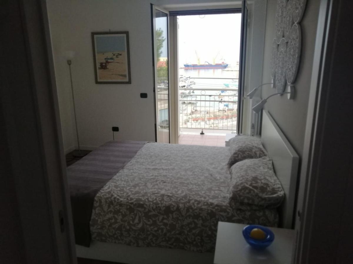 Monopoli Guest House Ba07203091000019440 Bagian luar foto